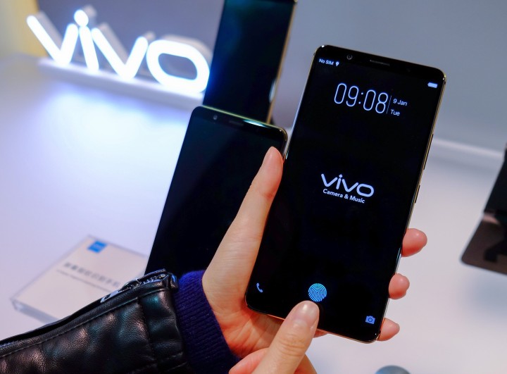 Смартфон Vivo-со встроенным в экран сканером отпечатков пальцев
